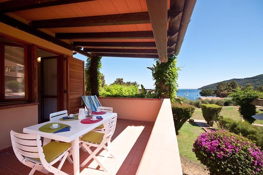 Casa Del Golfo Aparthotel Lacona Buitenkant foto