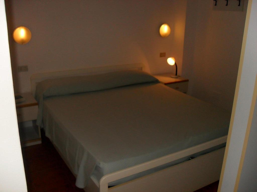 Casa Del Golfo Aparthotel Lacona Kamer foto